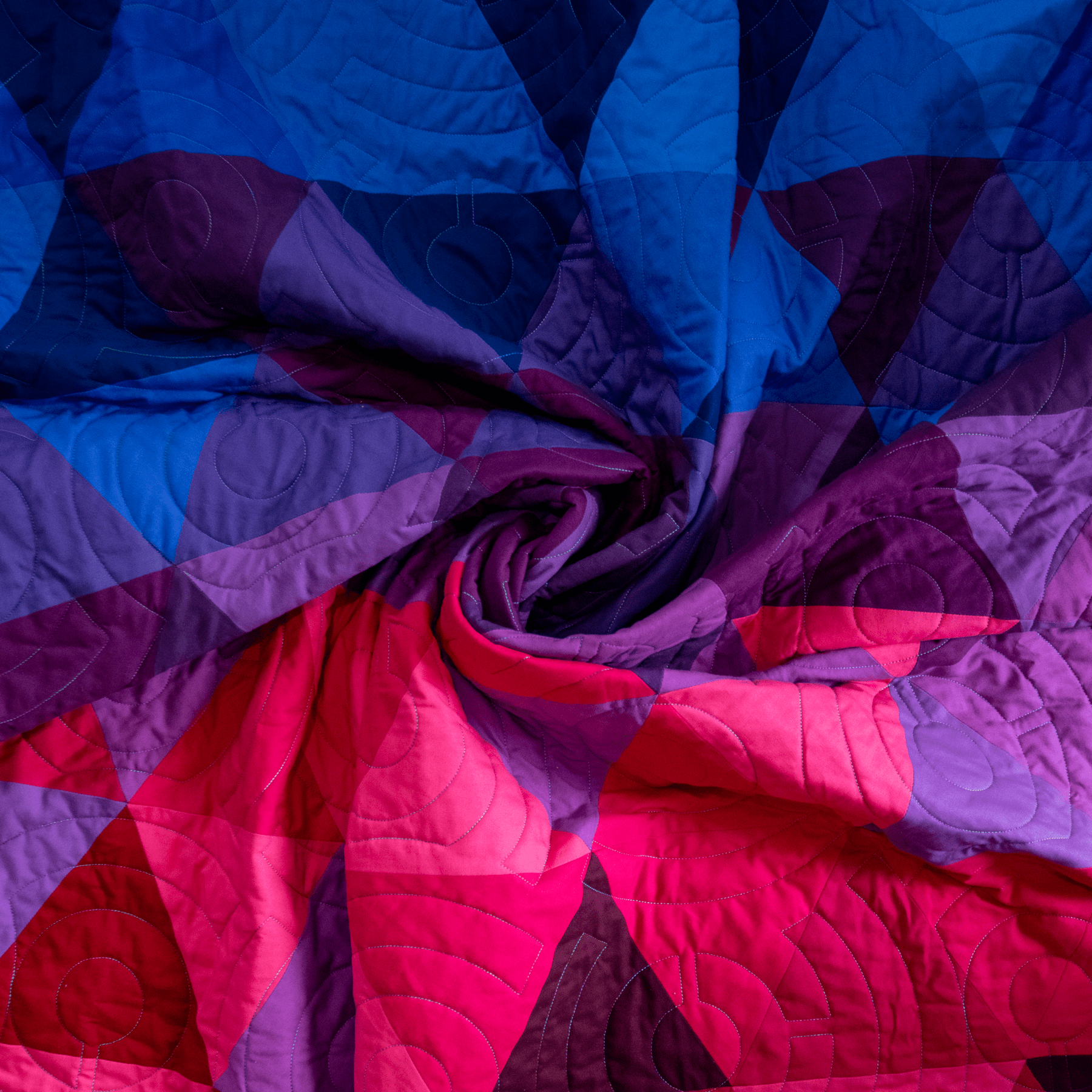 Lindley General StoreBerry Harvest Triangle Fade w/ Quilt Patternbundle