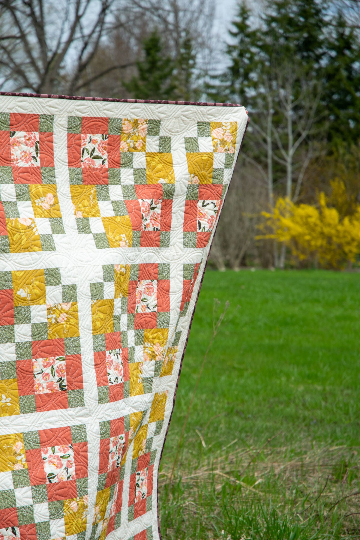 Rose Garden Laura's 4-Patch Small Throw Quilt Kit