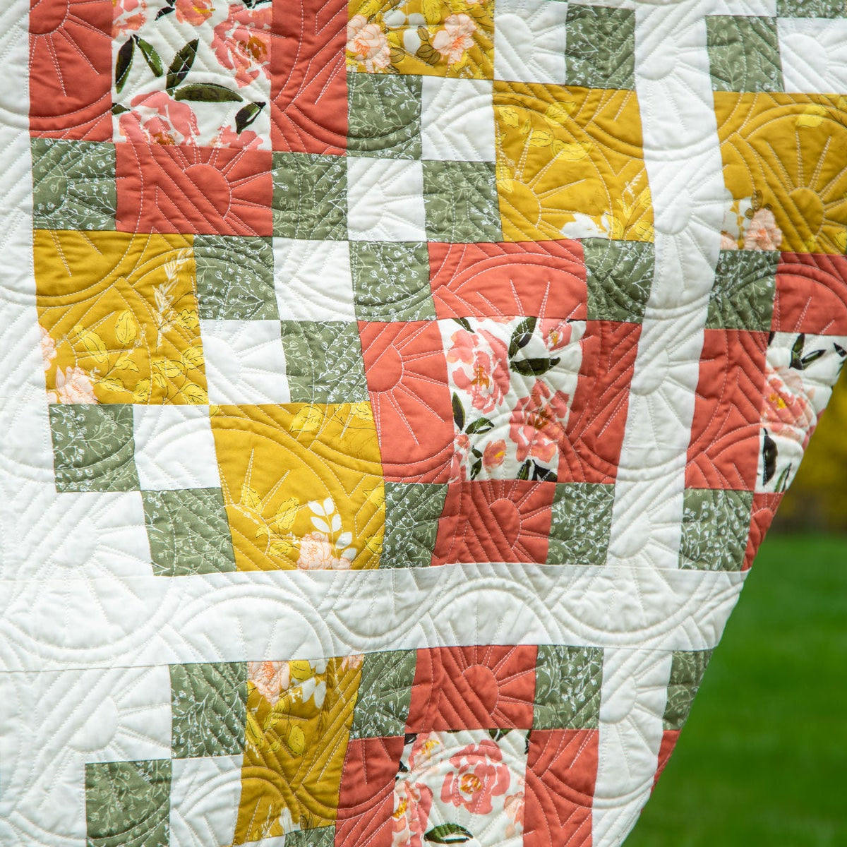 Rose Garden large Throw Quilt Kit