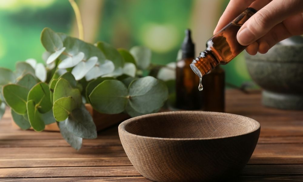 10 Simple Ways to Use Essential Oils