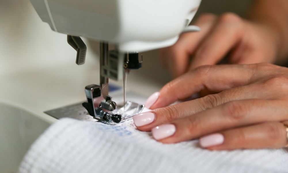 5 Most Common Sewing Mistakes That Beginners Make - Lindley General Store