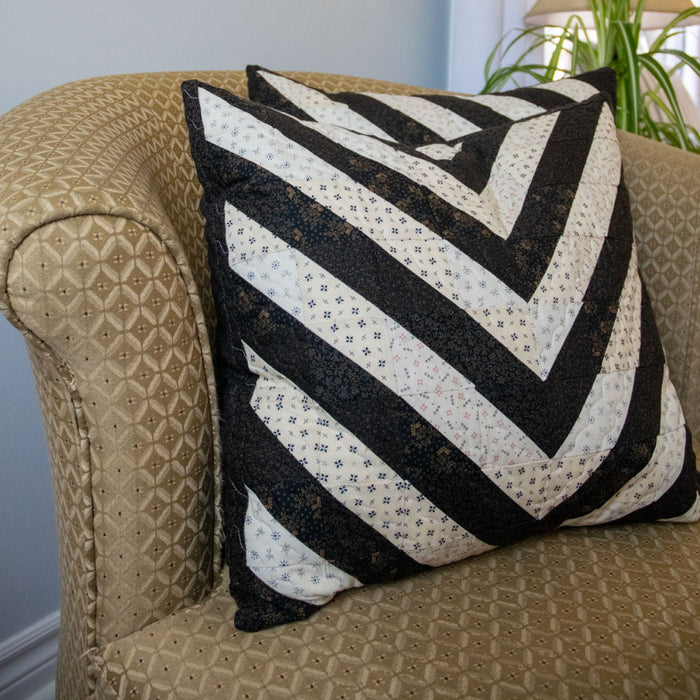 Make an HST Quilted Throw Pillows