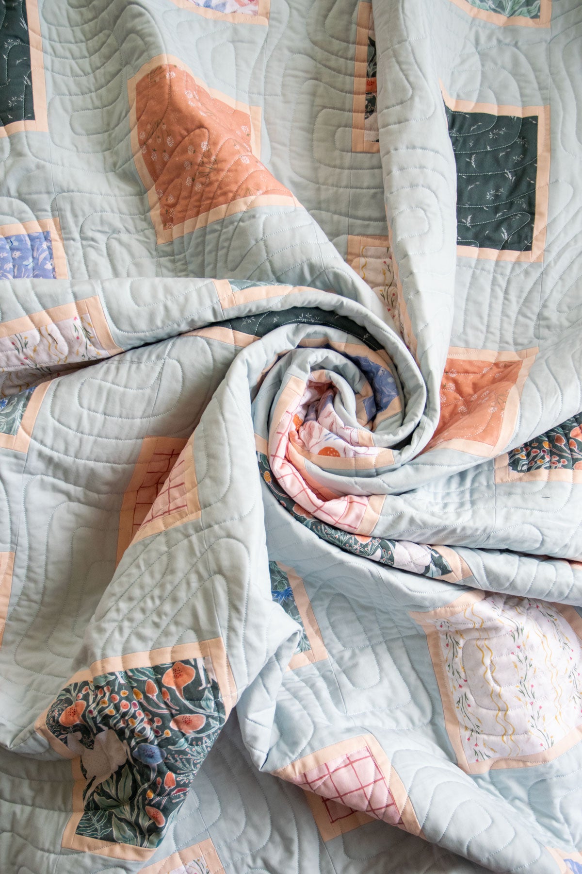 FIGO FabricsGolden Hour Peter's Pictures Quilt KitQuilt Kits